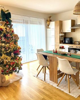 Božićno uređenje stana Monike Avdiji - 12