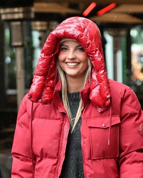 Zagrebačko izdanje u robusnim čizmama Bottega Veneta