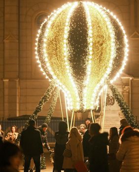 Božićni balon na Cvjetnom trgu u Zagrebu