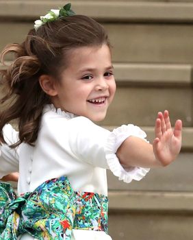 Theodora Williams, kći Robbieja Williamsa bila je djeveruša na vjenčanju princeze Eugenie - 1