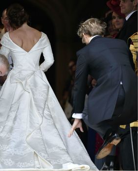 Prizor s kraljevskog vjenčanja zbog kojeg se priča o kumi mladenke, princezi Beatrice - 9