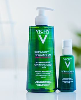 Normaderm Phytosolution je prva Vichy hidratantna rutina za masnu i kožu sklonu aknama u odrasloj dobi