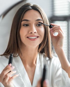 Makara je neizostavan dodatak svake kozmetičke torbice