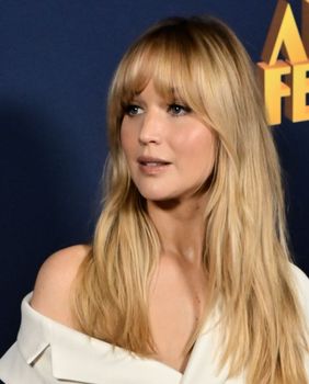 Jennifer Lawrence na premijeri filma Zurawski v Texsas - 3