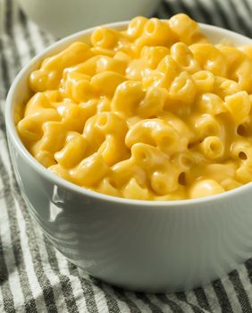 Makaroni sa sirom i bundevom