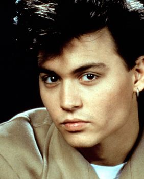 Johnny Depp izabran je za najzgodnijeg holivudskog glumca iz osamdesetih - 5
