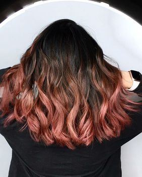 Kombinacija rose gold i smeđe boje obilježit će jesen