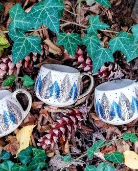 Svaka je šalica ručno oslikana