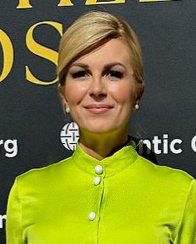 Kolinda Grabar-Kitarović u haljini brenda Edeline Lee u New Yorku