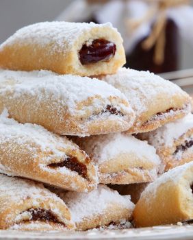 Prhke štrudlice s pekmezom