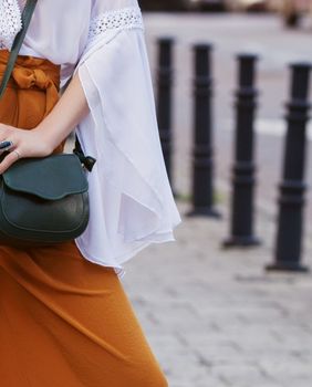 Hlače širokih nogavica bit će veliki hit i ove jeseni