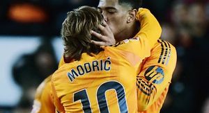 Jude Bellingham i Luka Modrić