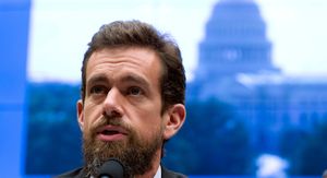 Jack Dorsey smatra da će AI uništiti srednji menadžment; to je već potkrijepio najavom otkaza