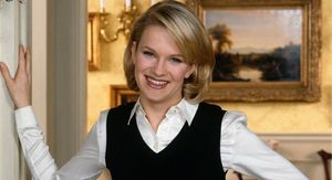 Nicholle Tom