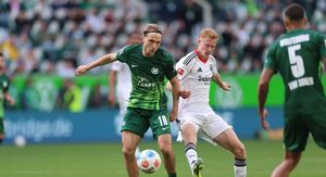 Lovro Majer protiv Eintrachta