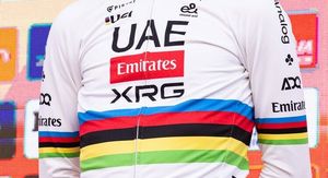 Pogačarov dres s utrke Milano-Sanremo