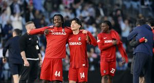 Yohan Manzambi i Yuito Suzuki