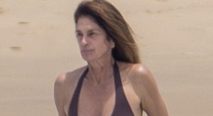 Cindy Crawford - 4