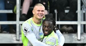 Slavlje Haalanda i Dokua