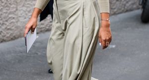 Plisirane hlače hit su ove godine