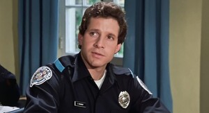 Steve Guttenberg