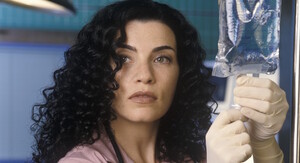 Julianna Margulies - 14