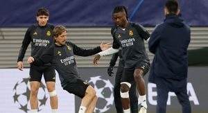 Luka Modrić i Eduardo Camavinga