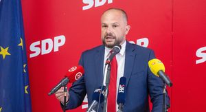 Siniša Hajdaš Dončić