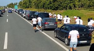 Navijači na autocesti