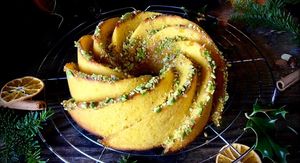 Božićni kuglof od bundeve i naranče koji je tako sočan – a potpuno bez jaja i mlijeka!