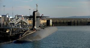 Nuklearna podmornica u bazi Île Longue