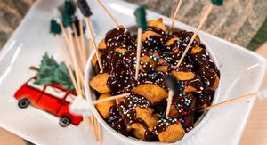 Božićni soundtrack za najslađe zalogaje Ovih sedam božićnih slastica zvuče (i mirišu) kao najveseliji blagdani