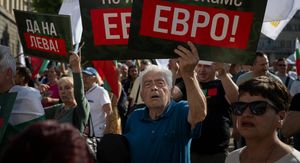 Euro pred vratima: Jedni ga slave kao uspjeh, a drugi se boje scenarija iz Hrvatske. 