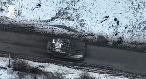 Ukrajinska snimka američkog tenka Abrams u akciji