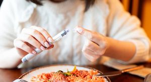 Nakon obroka vam naglo skoči šećer? Novo istraživanje povezuje to s rizikom od ove teške bolesti!