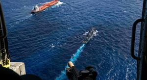 Američka vojska upala na tanker - 3