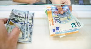 Analitičari najavljuju preokret: Dolar bi se mogao oporaviti u odnosu na euro