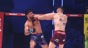 Marko Ančić (crvene hlače) - Ahmad Tahah Sadiqpour (plave hlače)