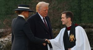 Melania i Donald Trump na misi prije inauguracije - 6