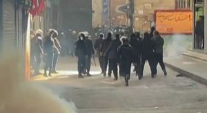 Nasilni prosvjedi šire se Iranom - 3