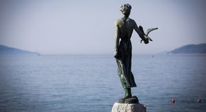 Djevojka s galebom - 1