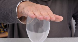 3 načina kako “suhi siječanj” može utjecati na vašu probavu (i odlazak na WC)