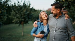 Zašto su neki očevi više zaštitnički nastrojeni prema svojim kćerima?