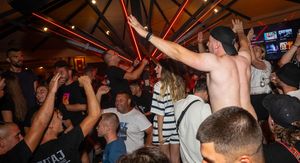 Atmosfera u Zagrebu uoči Thompsonovog koncerta