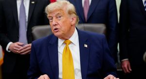 Trump prošle godine podigao golem, tajanstven zajam