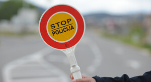 Policija