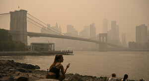 Dramatično nebo zbog dima u New Yorku