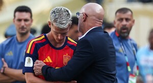 Dani Olmo i Luis de la Fuente