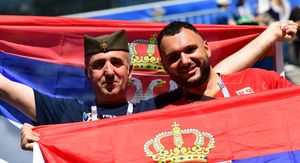 Srpski navijači (Foto: AFP)