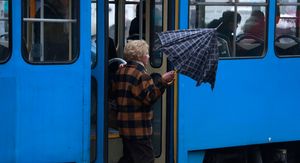 Putnica zagrebačkog tramvaja, ilustracija